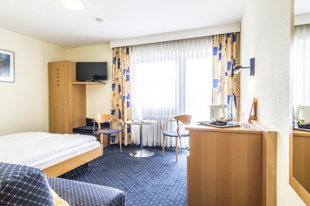 Hotel Garni Oberrhein Rheinfelden  Room photo